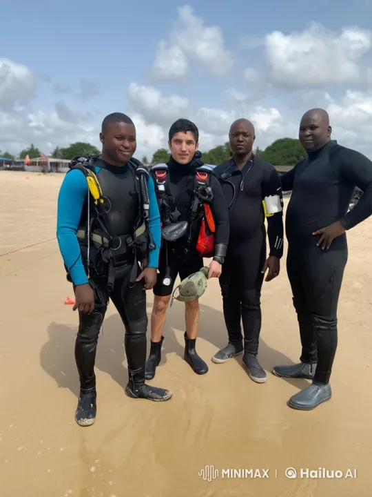 Four Divers Showcase Skills on Sandy Beach – AI Generated Video | Hailuo AI