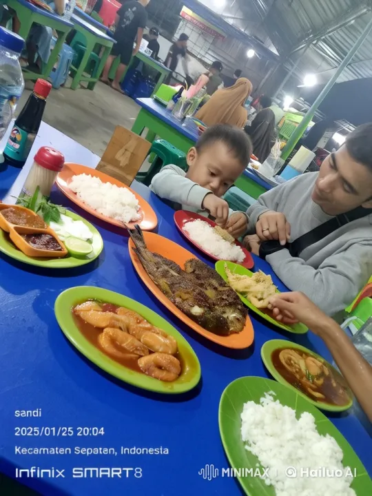 Indonesian Food Court Transforms into Kungfu Battle – AI Generated Video | Hailuo AI
