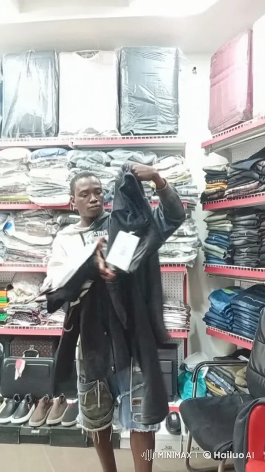Martial Arts Showdown in a Clothing Store – AI Generated Video | Hailuo AI
