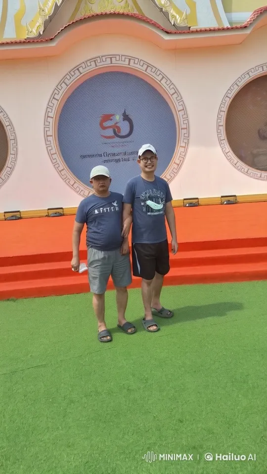 Live2D Video of Two Men Practicing Kung Fu – AI Generated Video | Hailuo AI