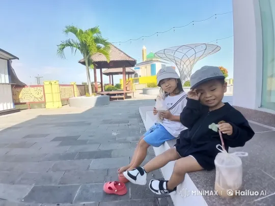Children's Animated Kungfu Duel in Outdoor Setting – AI Generated Video | Hailuo AI