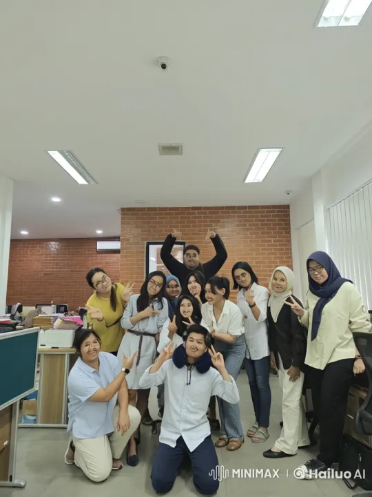Live2D Colleagues Engage in Animated Office Kung Fu Battle – AI Generated Video | Hailuo AI