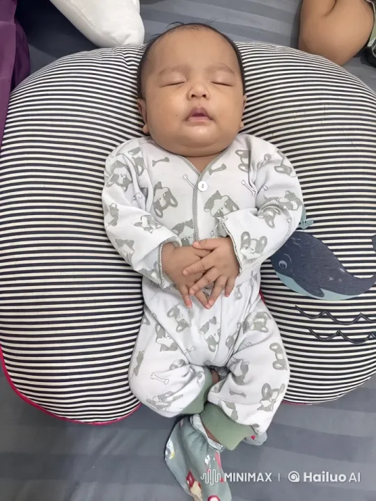 Baby's Playful Kungfu Performance in Live2D Animation – AI Generated Video | Hailuo AI