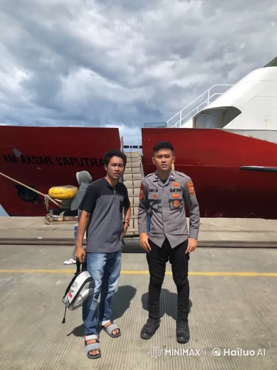 Live2D Animated Kung Fu Fight on Dock with Ship Background – AI Generated Video | Hailuo AI
