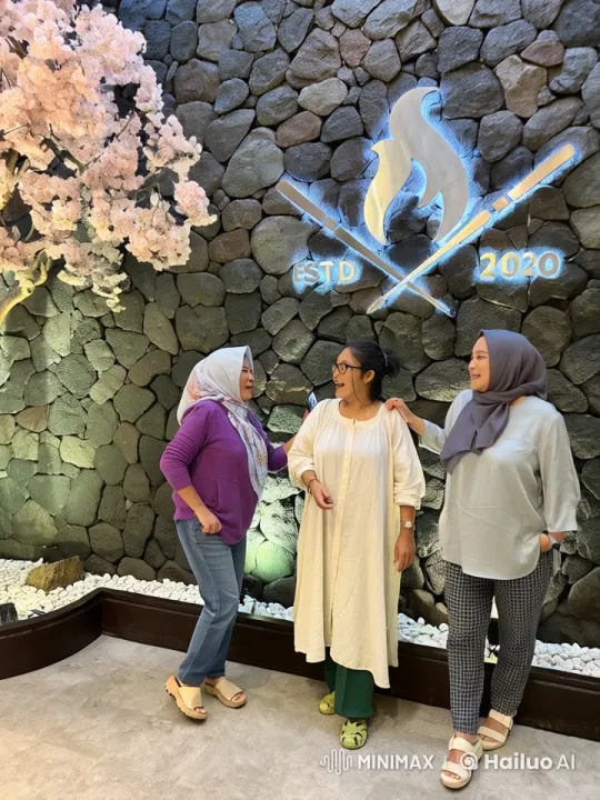 Women Practice Kungfu in Serene Indoor Setting – AI Generated Video | Hailuo AI