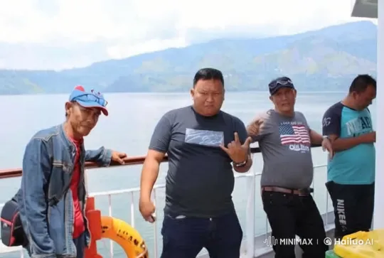 Friends Enjoy Kung Fu Sparring on Lake's Scenic Deck – AI Generated Video | Hailuo AI