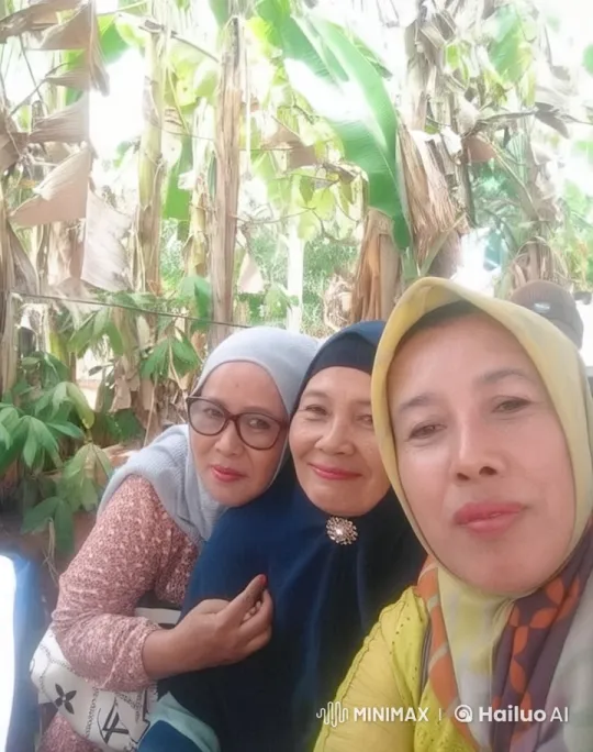 Tropical Setting: Three Friends Enjoying Nature – AI Generated Video | Hailuo AI