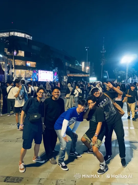 Energetic Kungfu Performance in Vibrant Night Setting – AI Generated Video | Hailuo AI