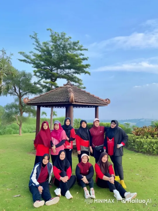 Women Practicing Kungfu in Serene Garden Setting – AI Generated Video | Hailuo AI
