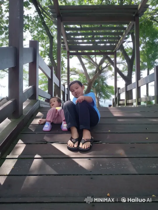 Live2D Animated Kung Fu Fight on Wooden Walkway – AI Generated Video | Hailuo AI