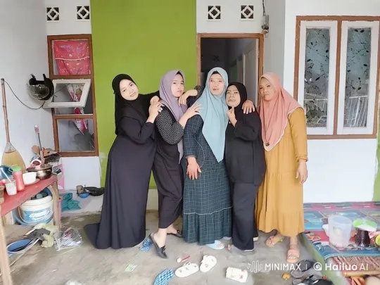 Five Women Perform Dynamic Kung Fu in Live2D Animation – AI Generated Video | Hailuo AI