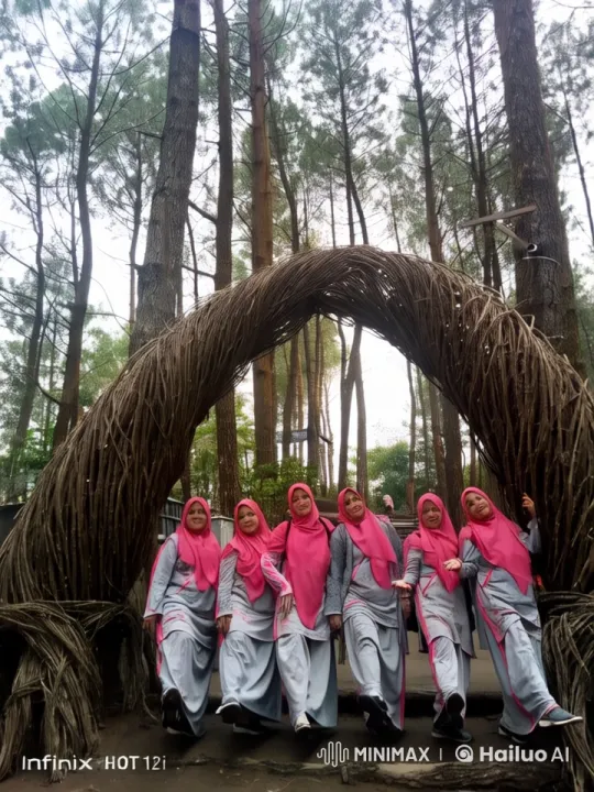 Coordinated Martial Arts Display by Women in Forest Setting – AI Generated Video | Hailuo AI