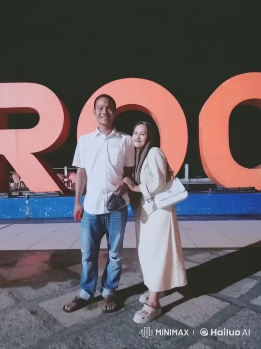 Couple's Romantic Bollywood Dance in Live2D Style – AI Generated Video | Hailuo AI