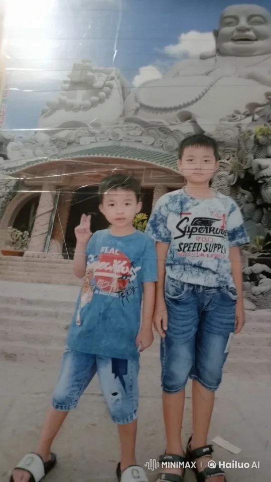 Boys Practice Kung Fu in Front of Buddhist Temple – AI Generated Video | Hailuo AI