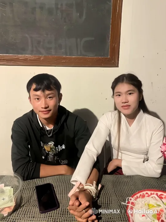 Dynamic Kungfu Duo Showcases Martial Arts in Live2D Animation – AI Generated Video | Hailuo AI