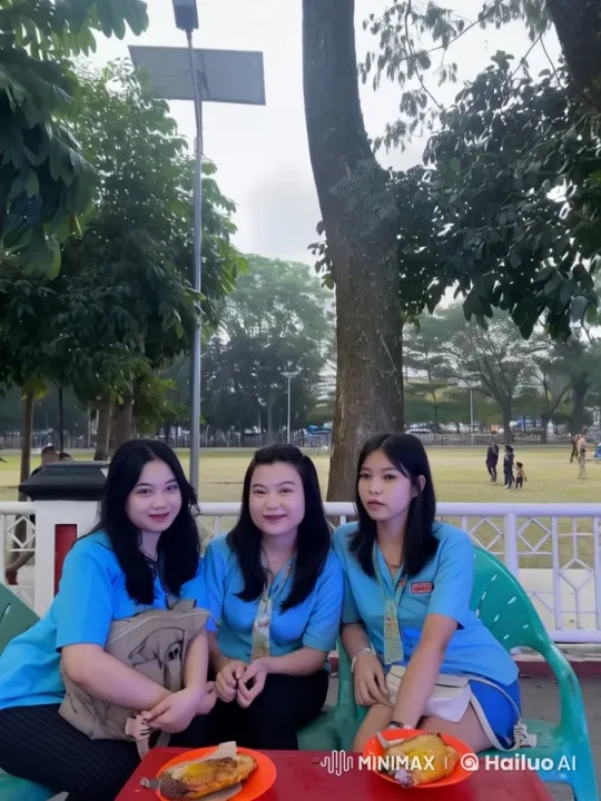 Girls Fight in Park with Kungfu in Live2D Animation – AI Generated Video | Hailuo AI