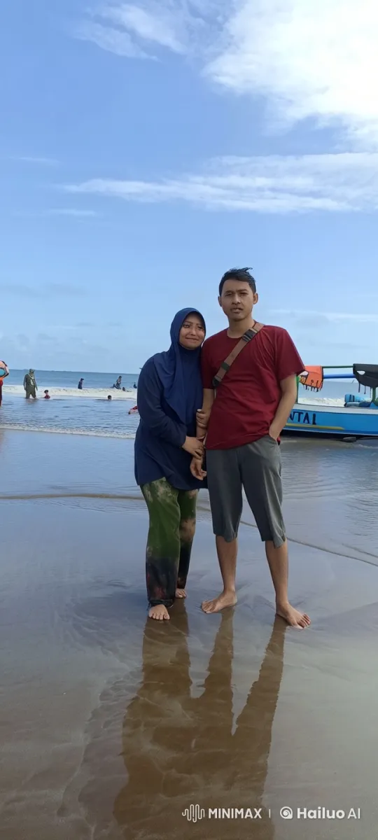 Couple Practicing Kungfu on the Beach in Live2D Animation – AI Generated Video | Hailuo AI
