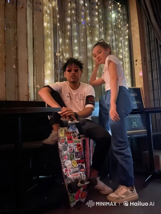 Friends' Intense Kung Fu Sparring in Cozy Setting – AI Generated Video | Hailuo AI
