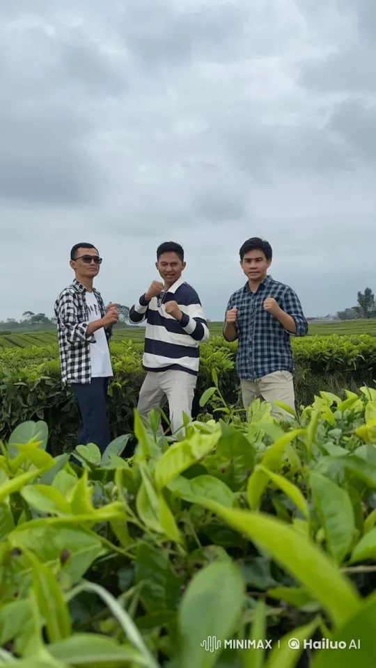 Kung Fu Masters Display Agility in Tea Plantation Fight – AI Generated Video | Hailuo AI