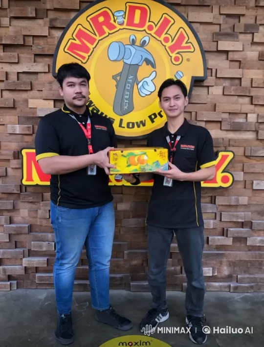 MR.D.I.Y. Employees Showcase Kungfu Mastery – AI Generated Video | Hailuo AI