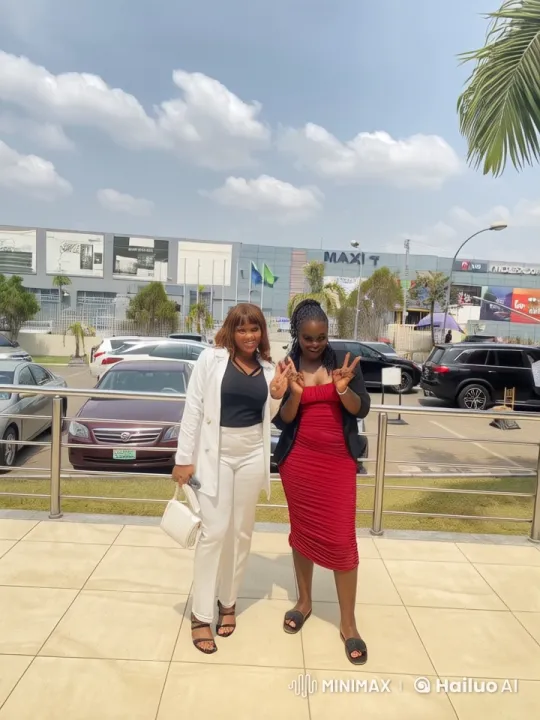 Two Women Practice Martial Arts in Shopping Complex – AI Generated Video | Hailuo AI