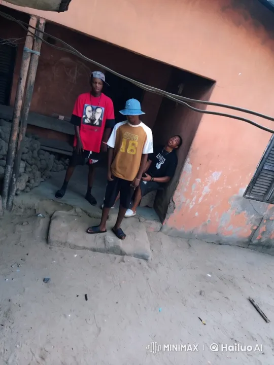Teenage Boys Practice Kung Fu in Urban Setting – AI Generated Video | Hailuo AI