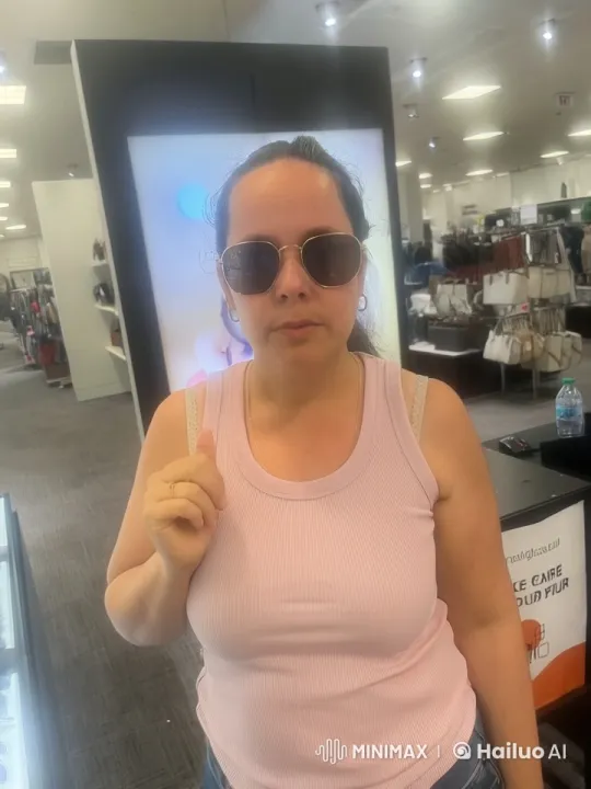 Affectionate Moment in a Lively Department Store – AI Generated Video | Hailuo AI
