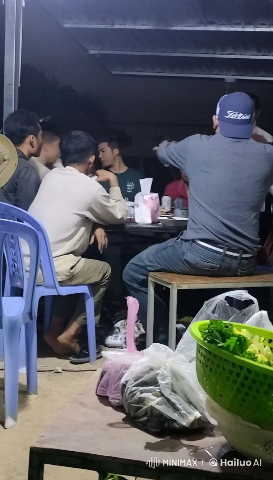 Nighttime Kungfu Showdown Around a Table – AI Generated Video | Hailuo AI