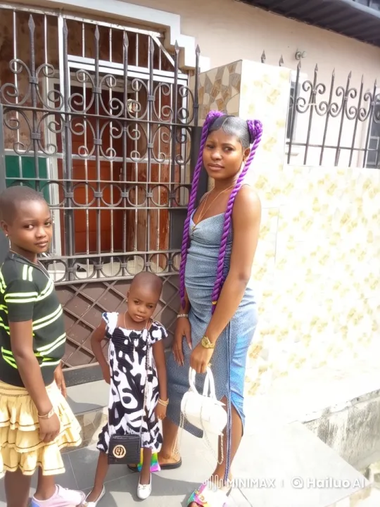 Stylish Woman and Children in Martial Arts Pose – AI Generated Video | Hailuo AI