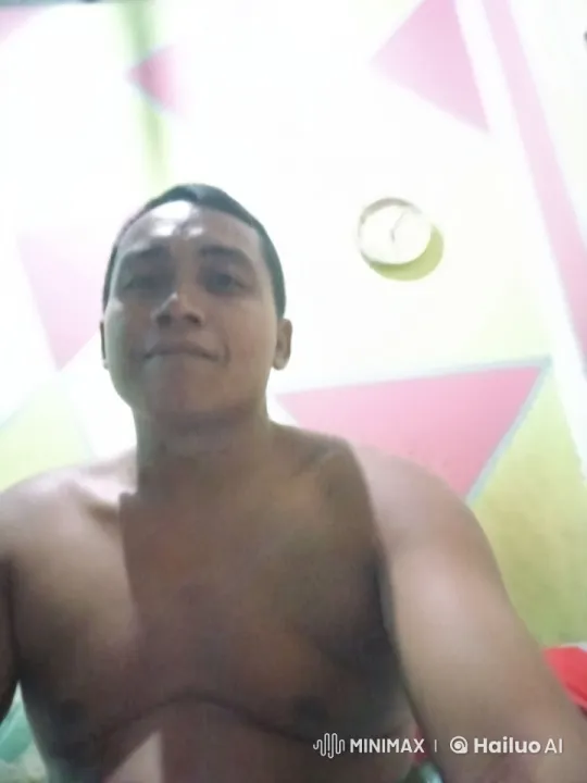 Man Reacts to Tiger Climbing onto His Shoulder – AI Generated Video | Hailuo AI