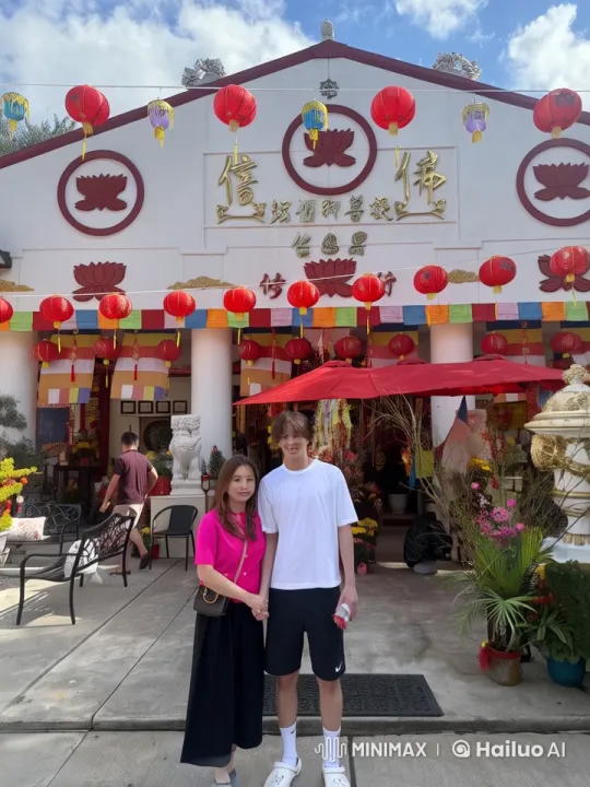 Couple Demonstrates Dynamic Kungfu in Front of Temple – AI Generated Video | Hailuo AI
