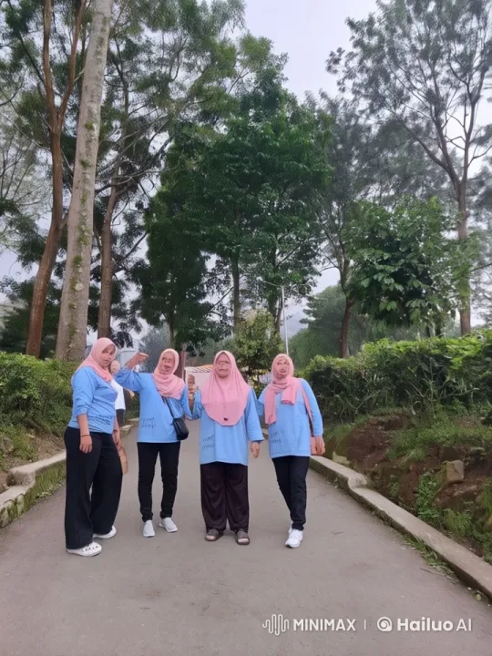Four Women Practice Kung Fu in Serene Live2D Animation – AI Generated Video | Hailuo AI