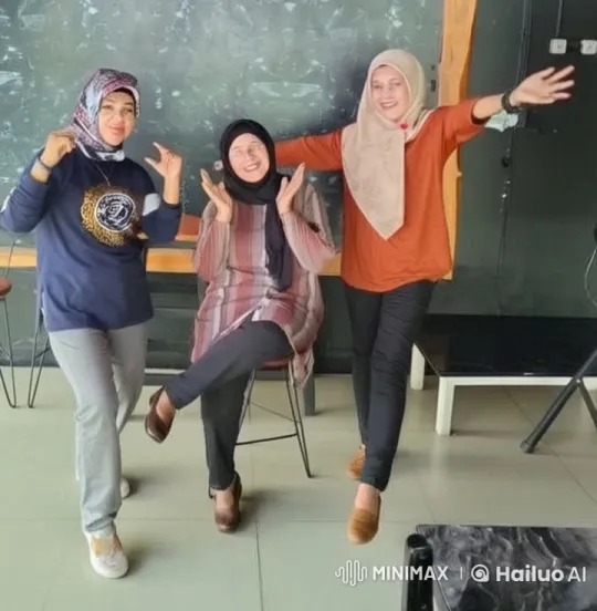 Women Practicing Cheerful Martial Arts Routine in Live2D Animation – AI Generated Video | Hailuo AI