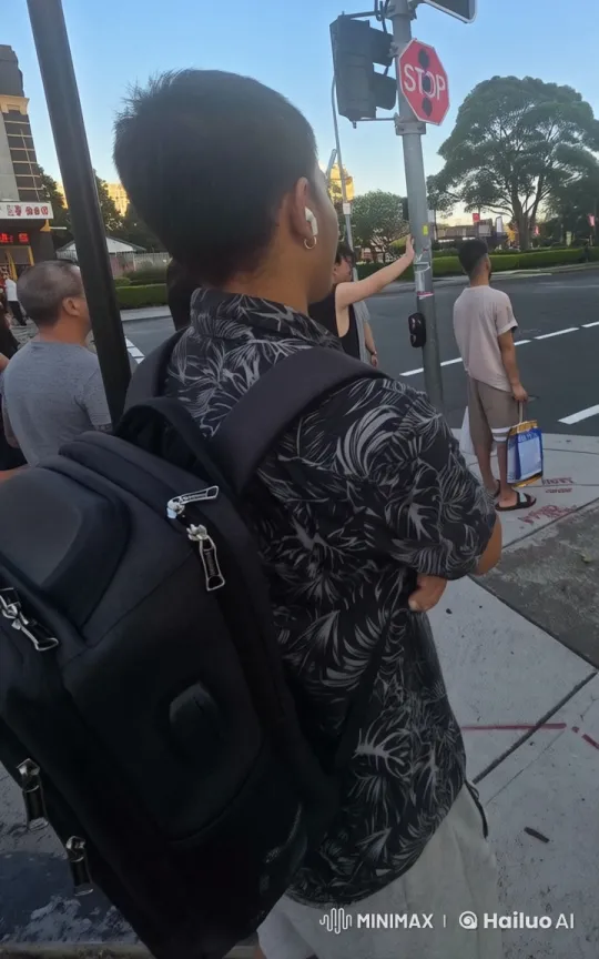 Young Man Waiting at Crosswalk - Live2D Animation – AI Generated Video | Hailuo AI
