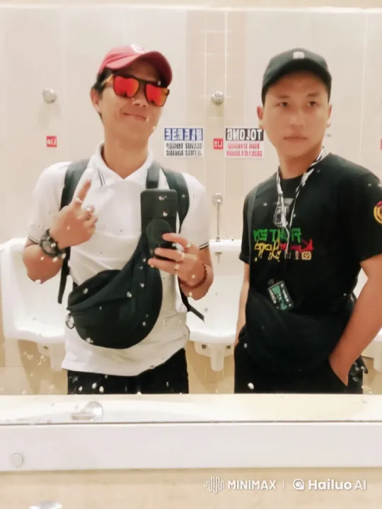 Dynamic Live2D Kung Fu Battle in Bathroom – AI Generated Video | Hailuo AI