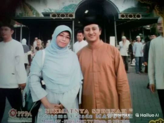 Live2D Animation: Couple at Religious Gathering Promoting Charity – AI Generated Video | Hailuo AI