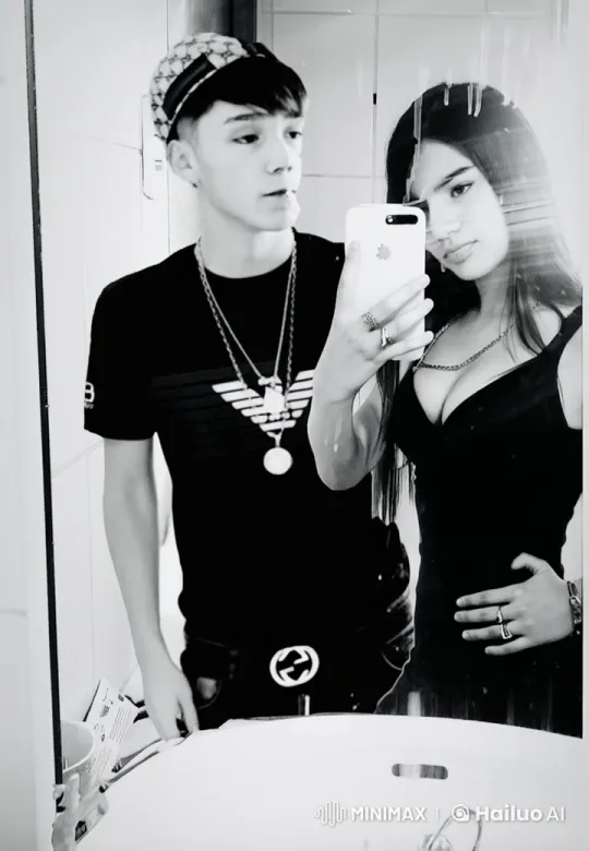 Couple Takes Stylish Selfie, Shares Tender Moment – AI Generated Video | Hailuo AI