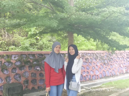 Young Women Practicing Kung Fu in Tranquil Outdoor Setting – AI Generated Video | Hailuo AI