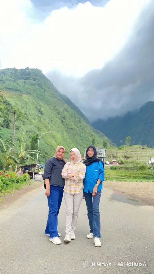 Mountainous Kungfu Display: Dynamic Poses in Verdant Setting – AI Generated Video | Hailuo AI