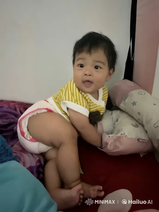 Baby Demonstrates Kungfu Moves on Bed – AI Generated Video | Hailuo AI