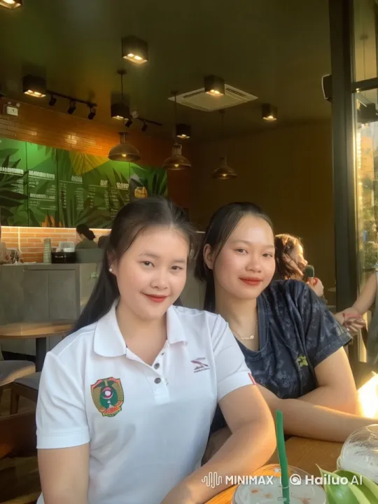 Intense Kung Fu Battle in a Cozy Café Setting – AI Generated Video | Hailuo AI