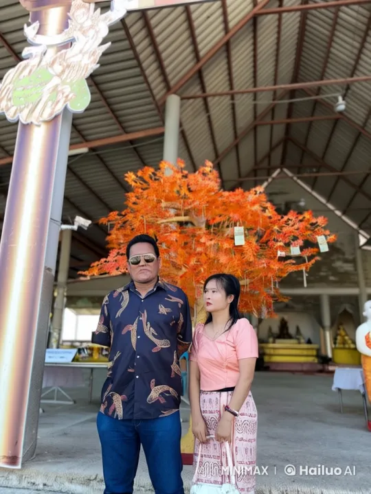 Traditional Attire Combatants in Vibrant Temple Setting – AI Generated Video | Hailuo AI