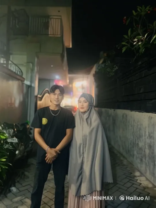 Nighttime Alley Scene with Animated Characters – AI Generated Video | Hailuo AI