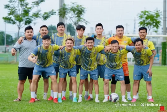 Soccer Team Performs Dynamic Kungfu in Live2D Animation – AI Generated Video | Hailuo AI