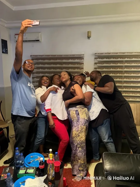 Friends Transform Selfie Moment into Kungfu Display – AI Generated Video | Hailuo AI