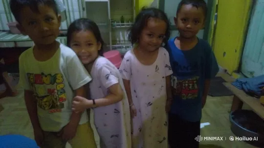 Children Practicing Kungfu in Yellow-Walled Room – AI Generated Video | Hailuo AI