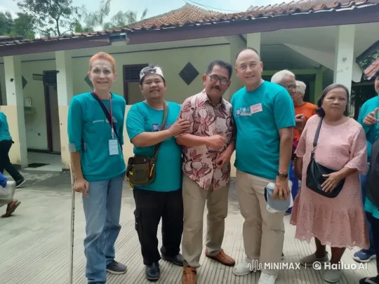 Community Gathering Captured in Animated Live2D Style – AI Generated Video | Hailuo AI