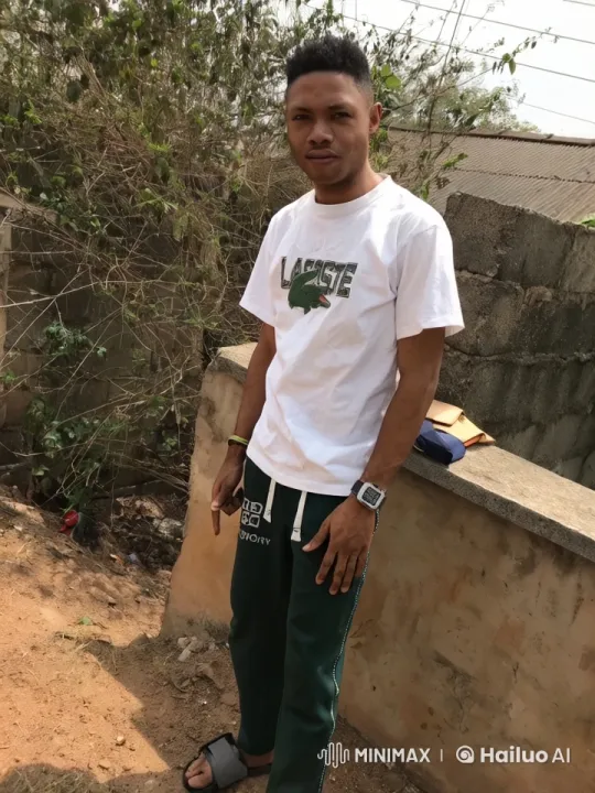 Young Man Unleashes Powers in Outdoor Aerial Fight – AI Generated Video | Hailuo AI