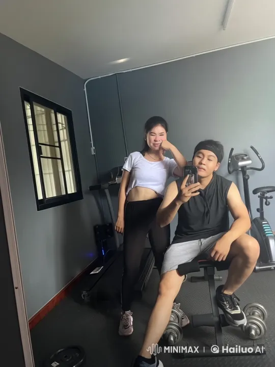Live2D Animated Martial Arts Fight in Home Gym – AI Generated Video | Hailuo AI