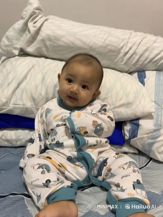 Baby Practicing Kungfu and Jumping on Bed – AI Generated Video | Hailuo AI